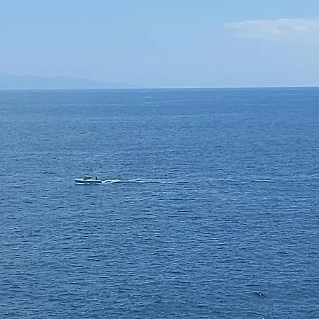 Apartman Olas Atico Penhouse With Terrace And Sea View, 2 Bedrooms La Caleta