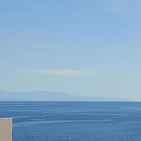 Apartment Olas Atico Penhouse With Terrace And Sea View, 2 Bedrooms *