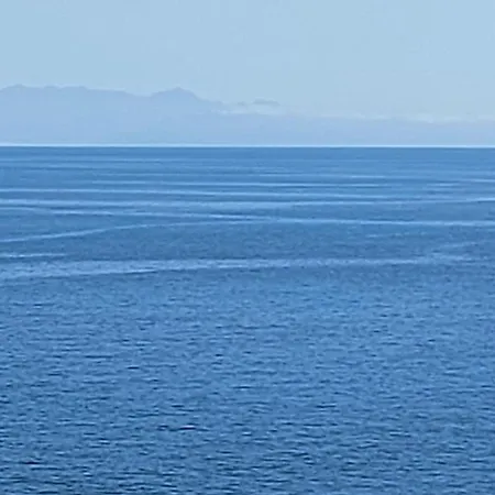 Olas Atico Penhouse With Terrace And Sea View, 2 Bedrooms La Caleta (Tenerife)